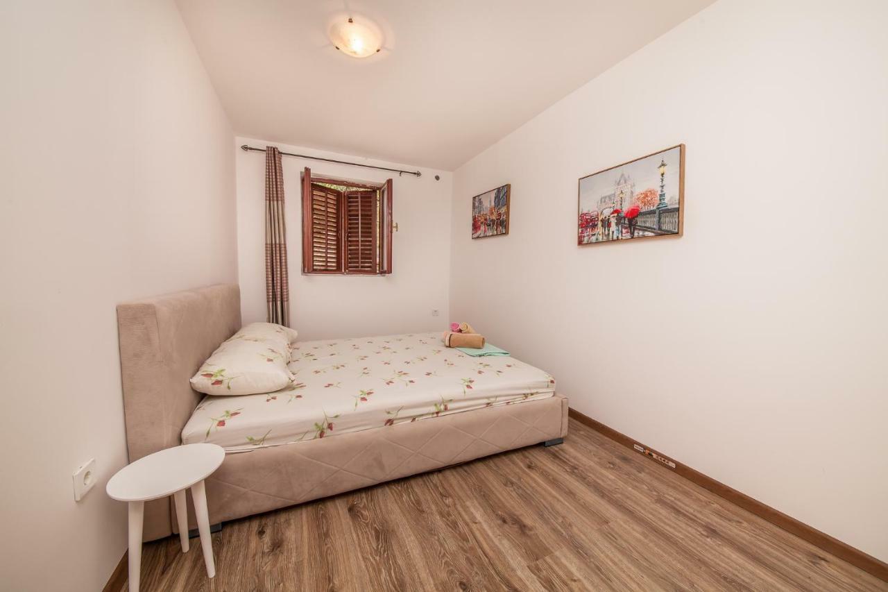 Alex Guesthouse Котор Экстерьер фото