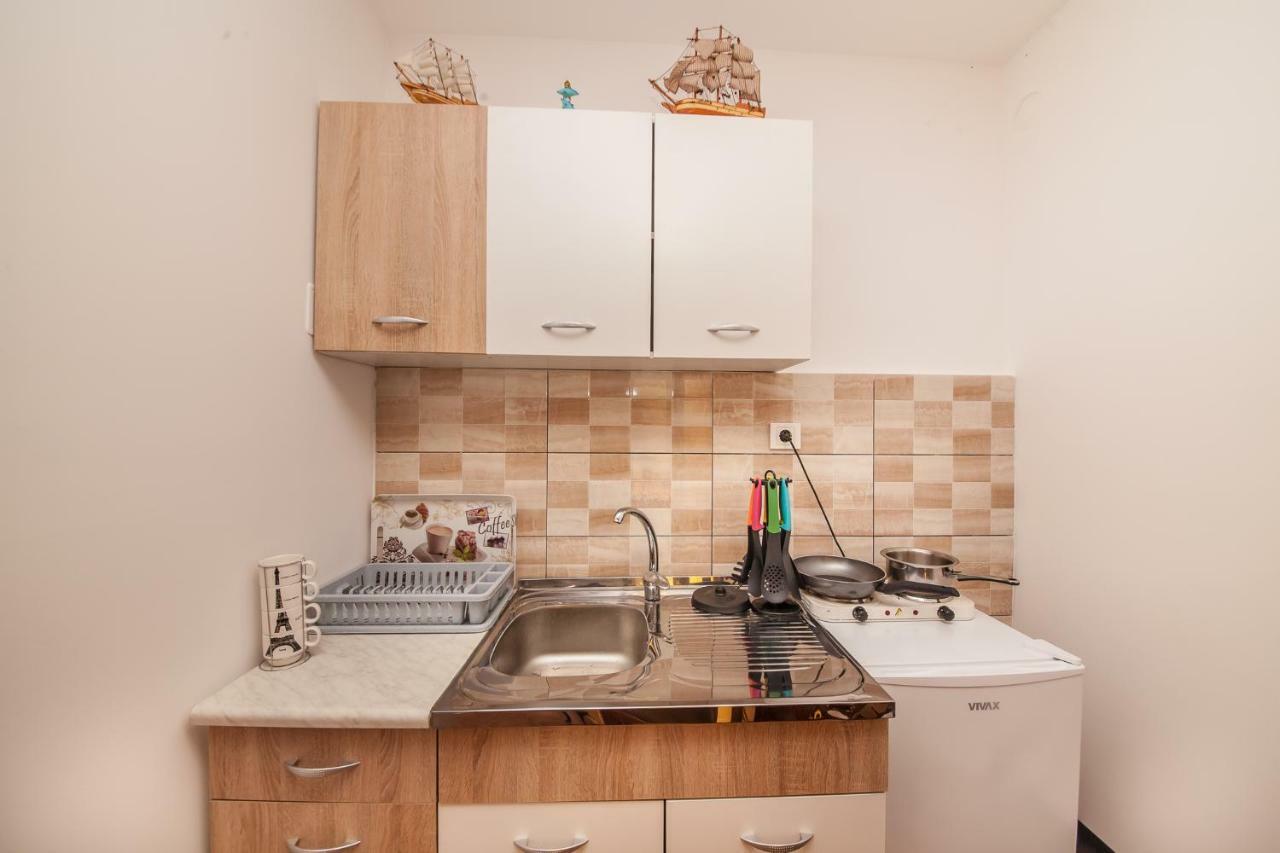 Alex Guesthouse Котор Экстерьер фото